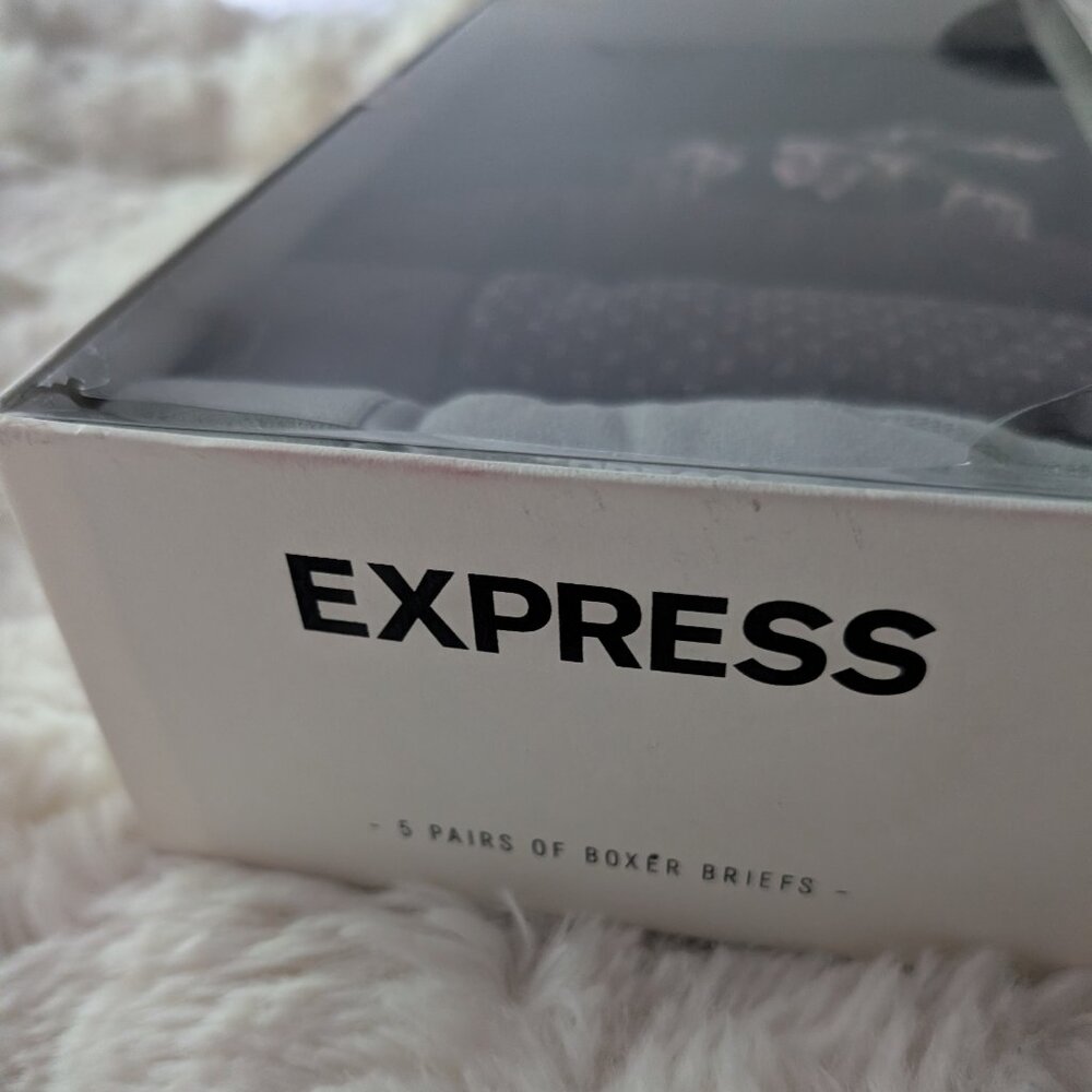 Express Men’s Boxer Briefs – 5 Pack – Size Medium – NWT